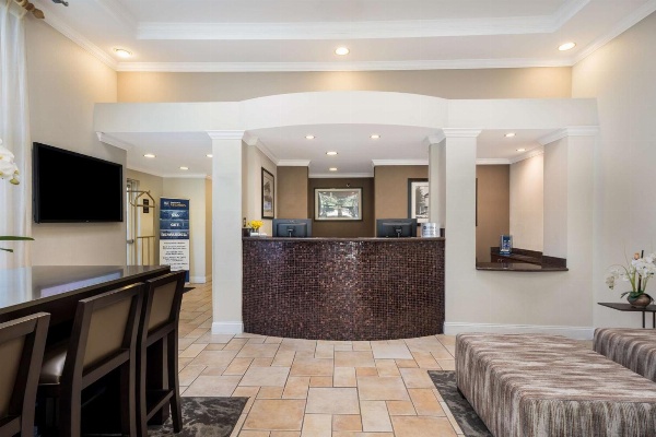 Best Western Danville Sycamore Inn Main image